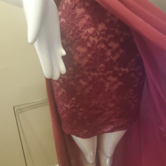 Lace Maxi Dress - Picture 5 of 8